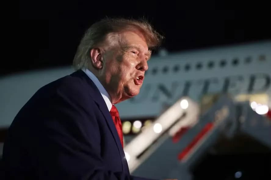 Truth API vende posts de Trump por US$ 100 mil e é processado