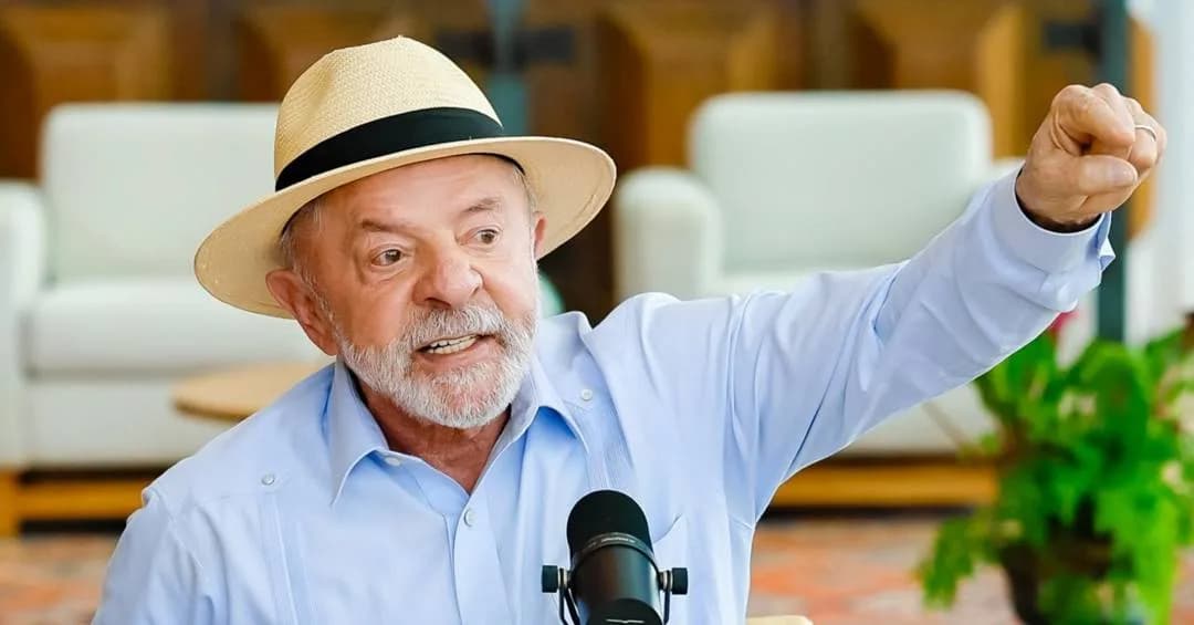 Livro 'O Brasil da maioria': Lula perdeu a classe C que ele criou