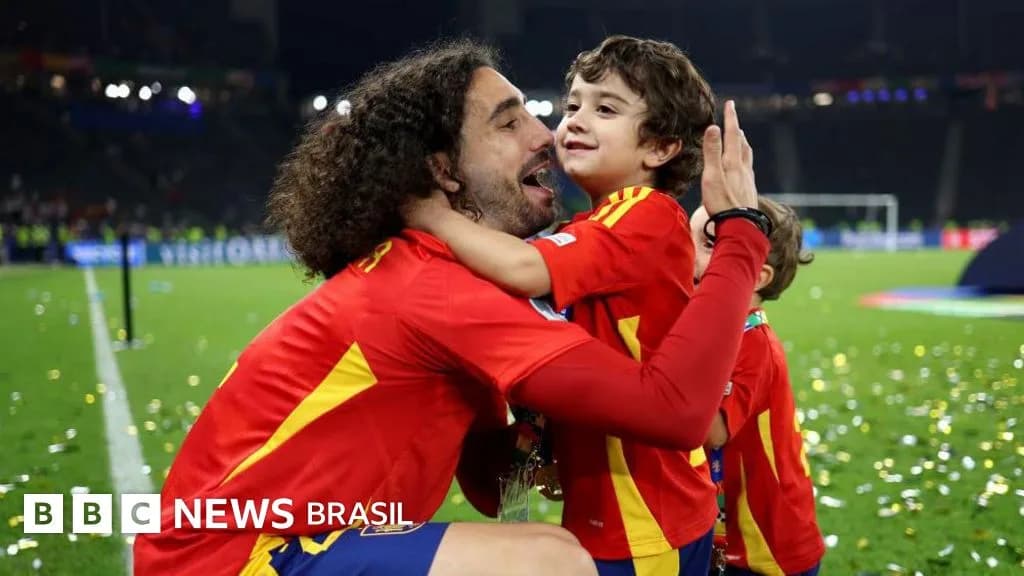 Cucurella fala sobre autismo do filho e como mudou sua rotina