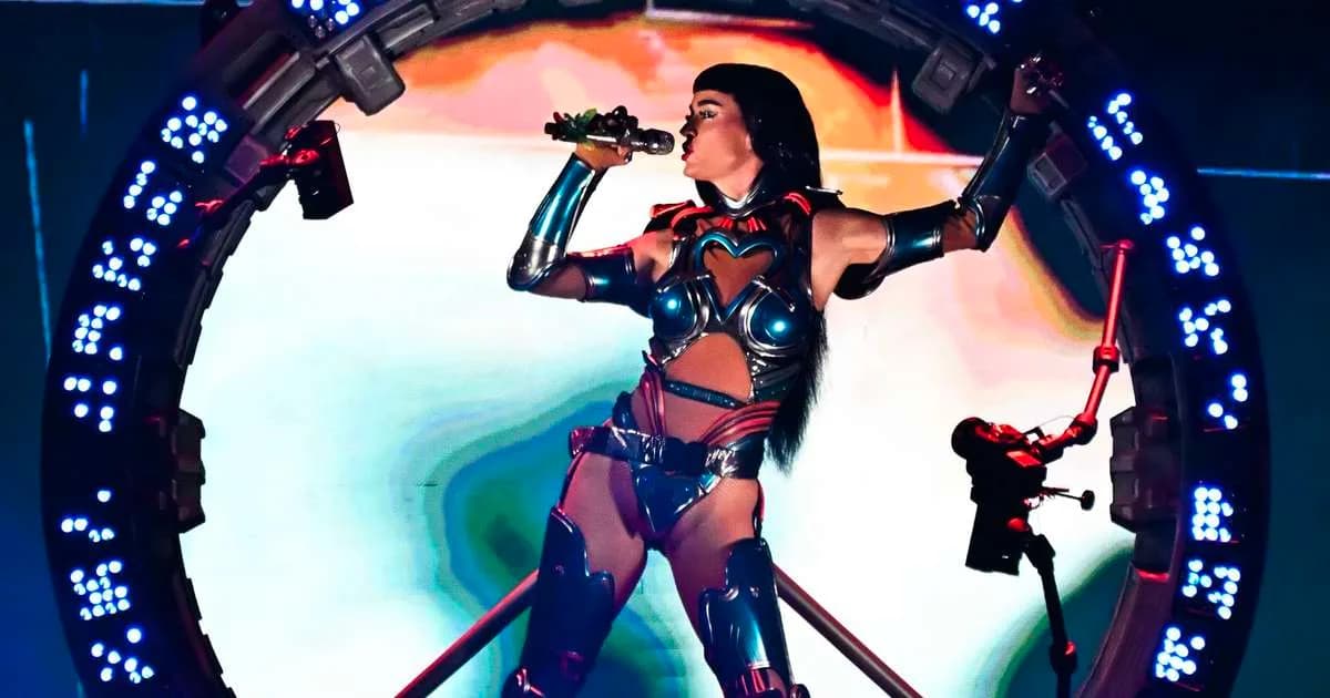 Katy Perry critica Casa Branca por usar “Firework” em ataque no TikTok