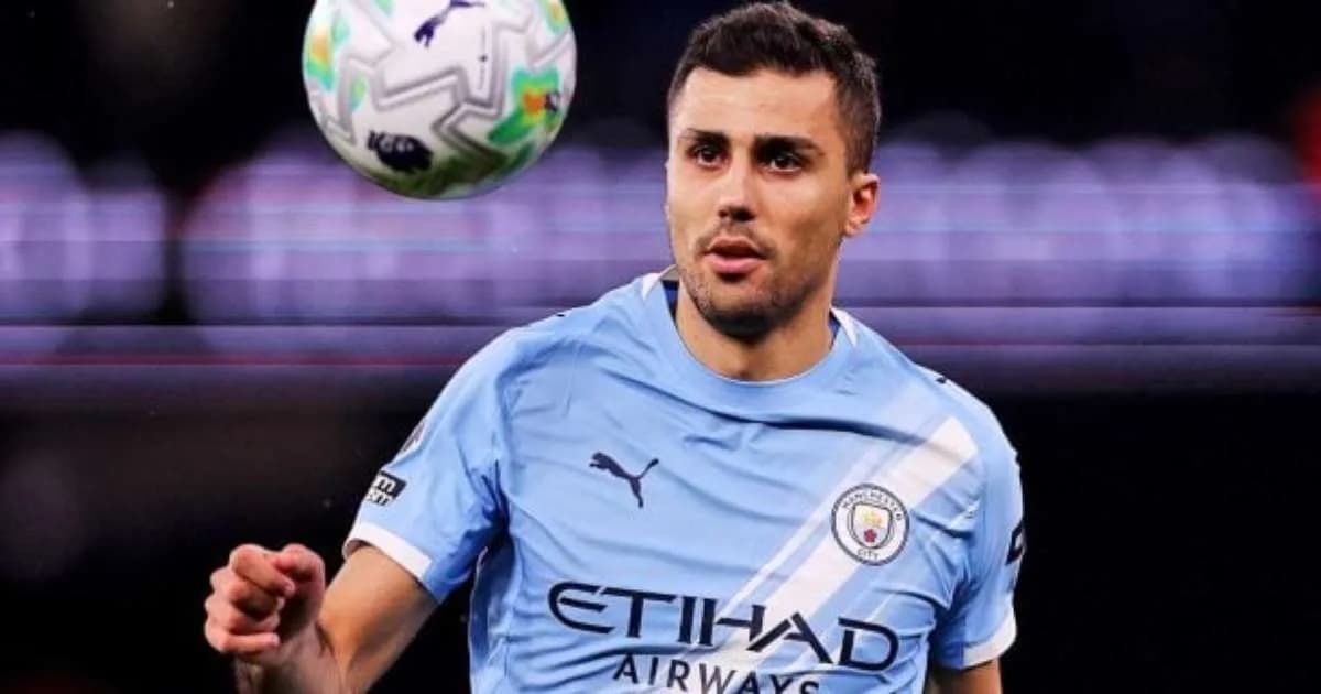 Por que Rodri cogita defender o Barcelona em vez do Real?