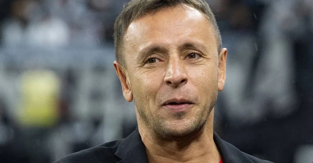 Rafinha é efetivado executivo de futebol do São Paulo e assume liderança
