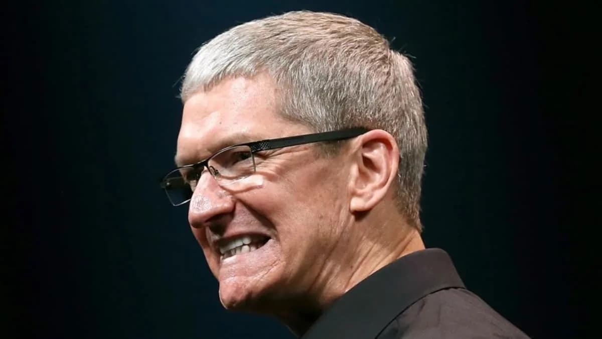 Apple notifica ex-funcionários da OpenAI por possível desvio de segredos de hardware