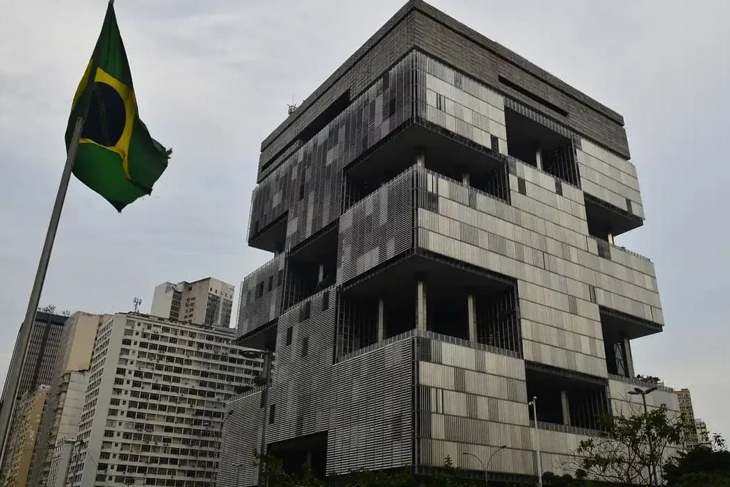Petrobras: Moraes suspende cobrança de R$ 500 milhões