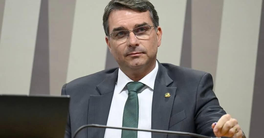 O que o TSE disse sobre Flávio Bolsonaro e o partido Missão