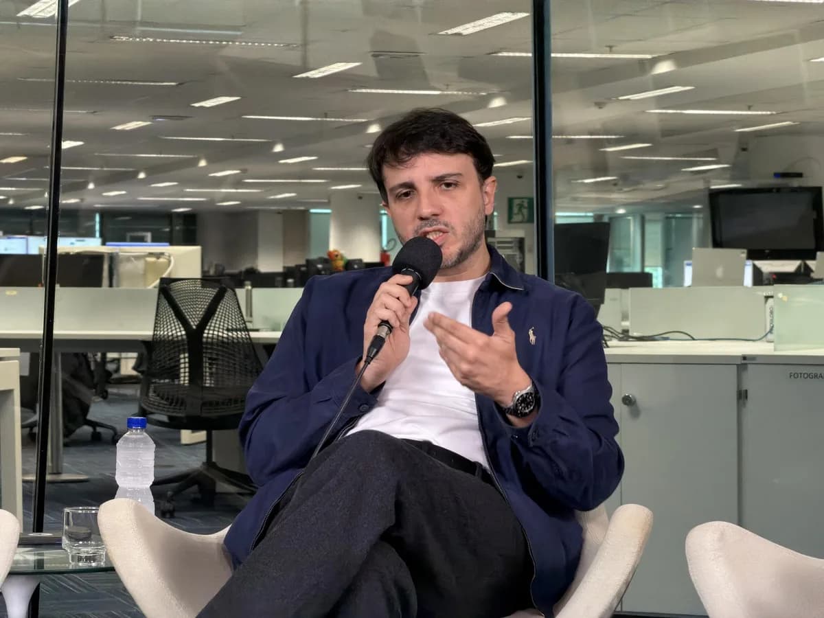 Renan Santos à grande mídia: o que é FATO e o que é FAKE?