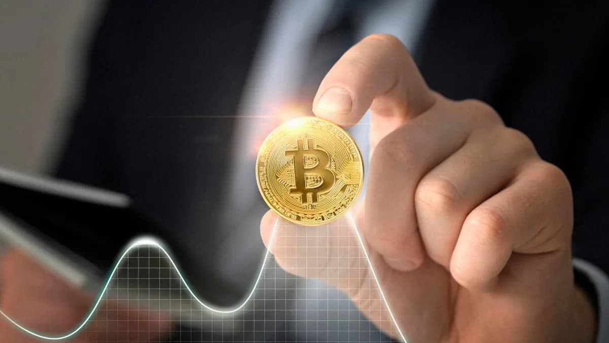 Bitcoin sobe 20% e chega a US$ 77 mil: o que impulsionou a alta?