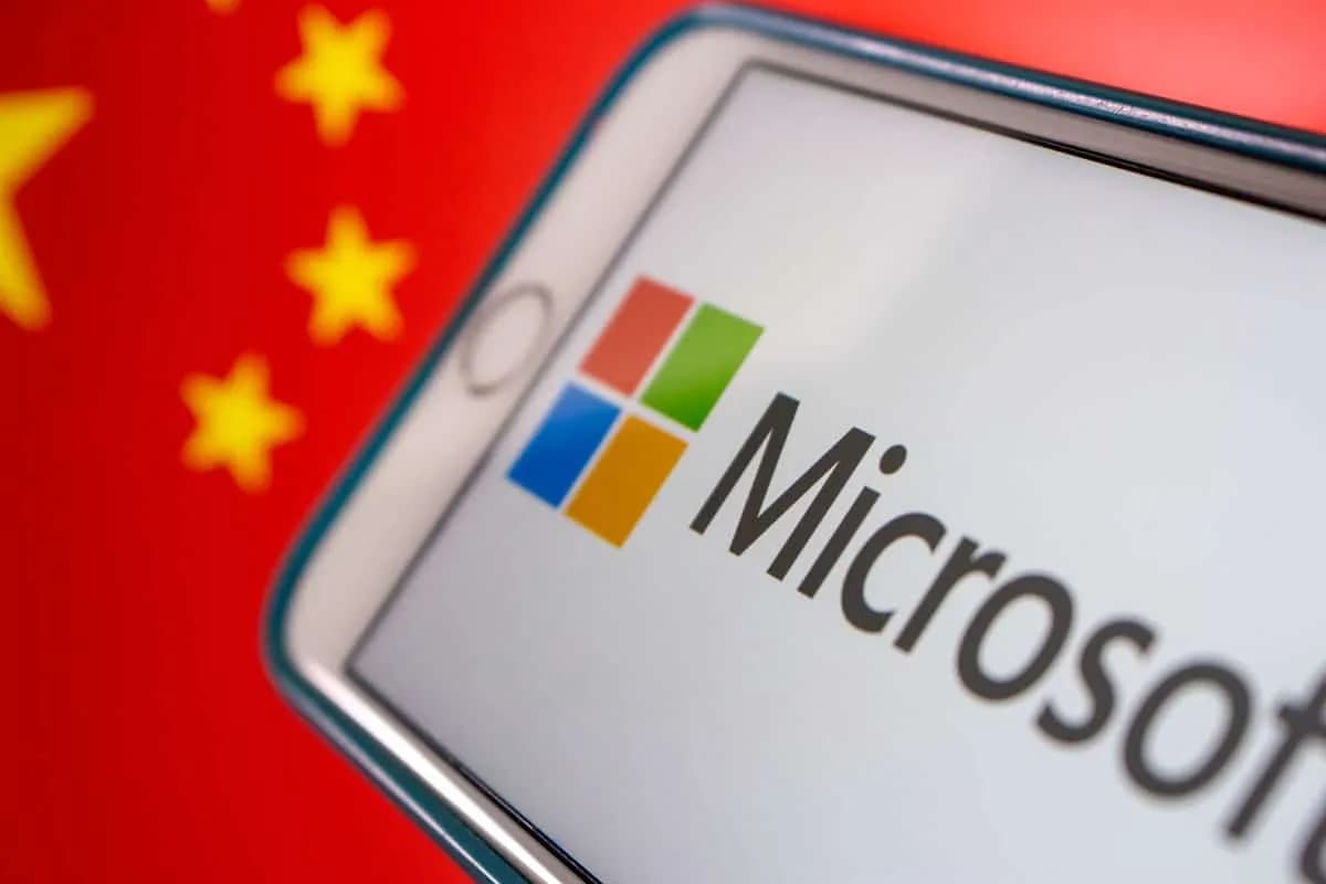 Microsoft fecha 15 escritórios na China e mira sobreviver com IA
