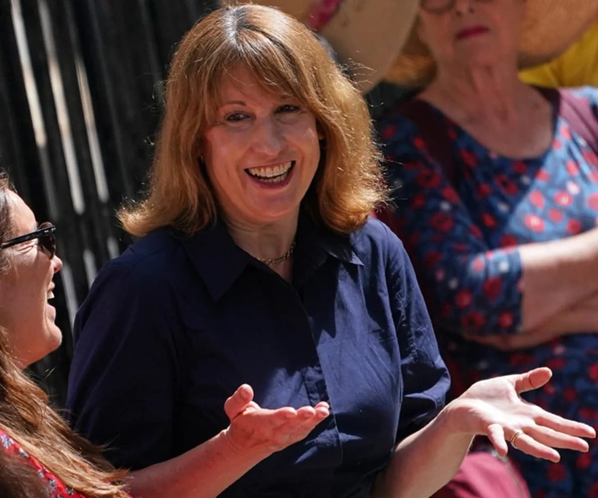 Renúncia de Rachel Reeves derruba libra e faz taxas dos Gilts dispararem