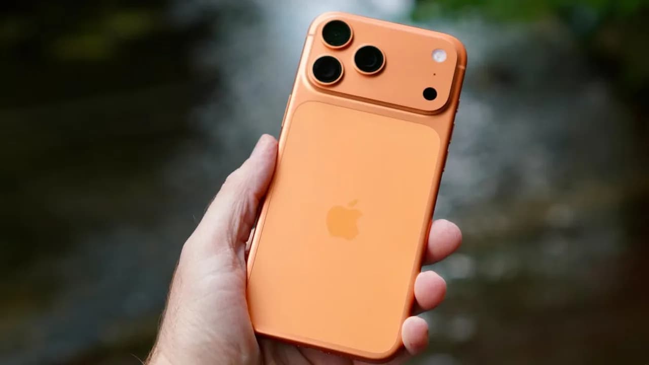 iPhone 17 Pro Max vira cápsula do tempo e só será aberto em 2276
