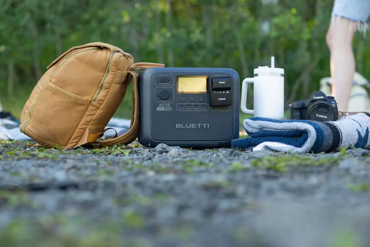 Um só power station, quatro rotinas: como a BLUETTI AC70 se comporta no camping, no home office, nas lives e na estrada