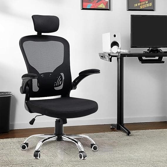 Cadeira ergonômica com mesh preta por R$385 — bom custo-benefício