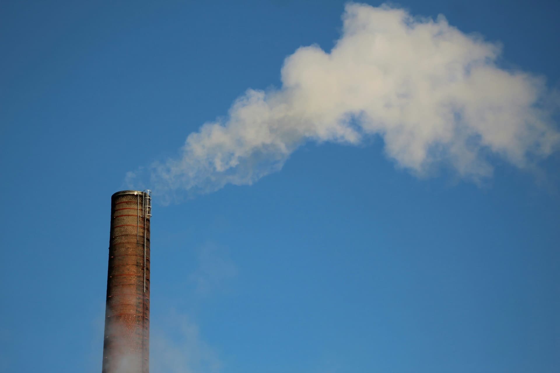 Laboratório desenvolve aparelho de rochas para capturar CO2 do ar