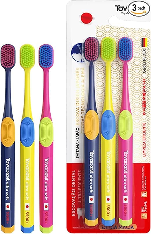 TOYADENT PRO: Escovas macias premium alemãs 3un por R$22,72 (34% off)