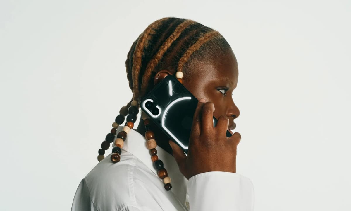 Nothing lança dois novos celulares; anúncio pode chegar em breve