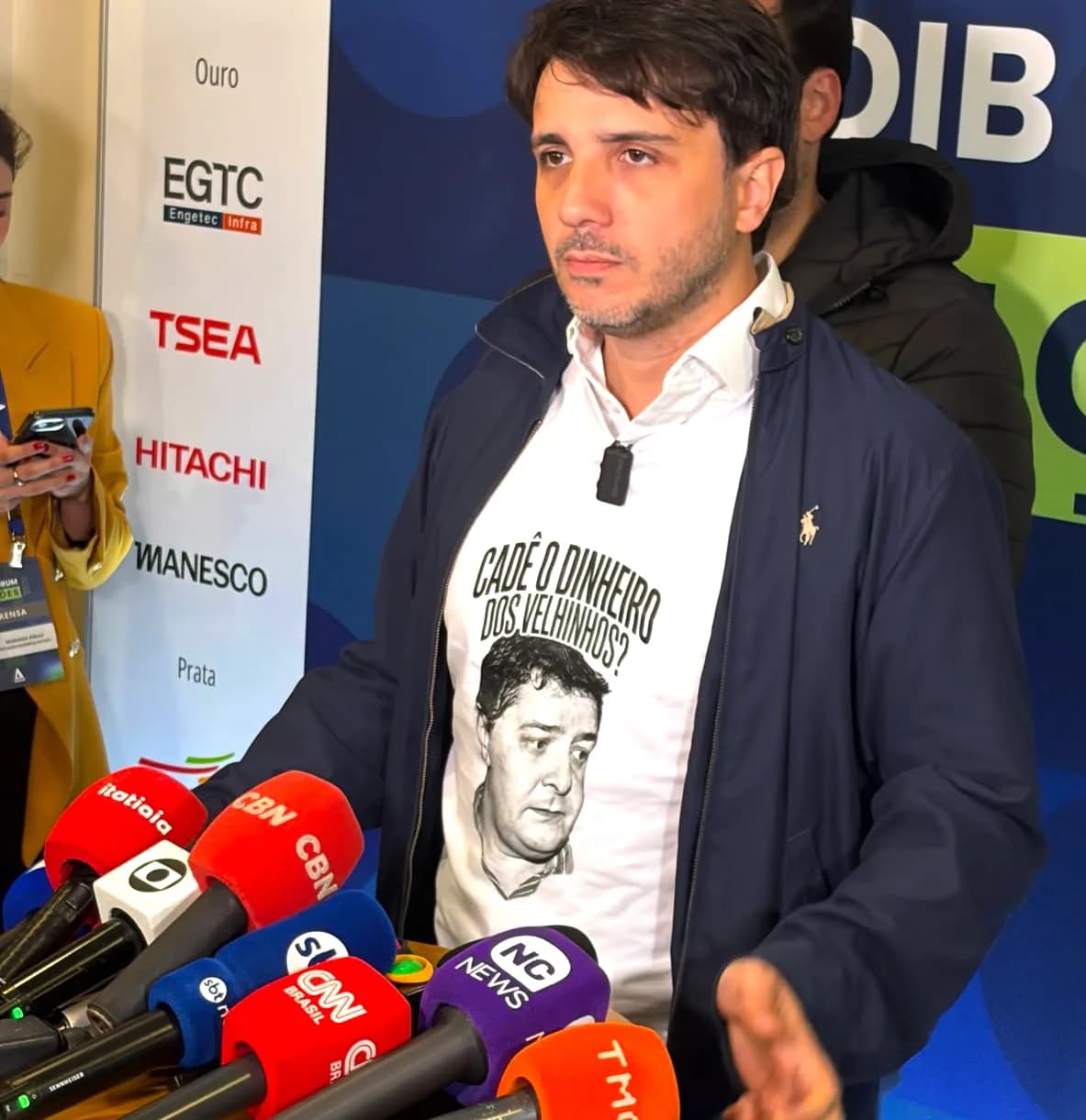 Toffoli suspende redes, debates e verba de Renan Santos